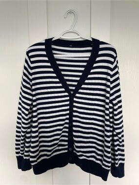 Blue Sky Clothing Co Navy & White Striped V-Neck Button-Up Cardigan